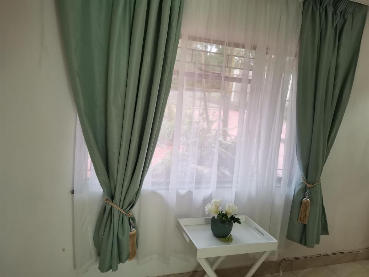 Angelmalatji Guesthouse Graskop Buitenkant foto